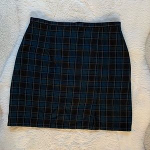 Vintage Henne Collection Dark Blue Plaid Mini Skirt Size 38